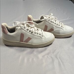 Veja V-12 Leather Sneakers in the "Extra White/Babe" Women’s 10